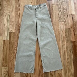 ZARA Marine straight khaki/tan Jean size 6